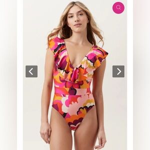 NWT TRINA TURK Fan Faire Ruffle Plunge One Piece Swimsuit 8